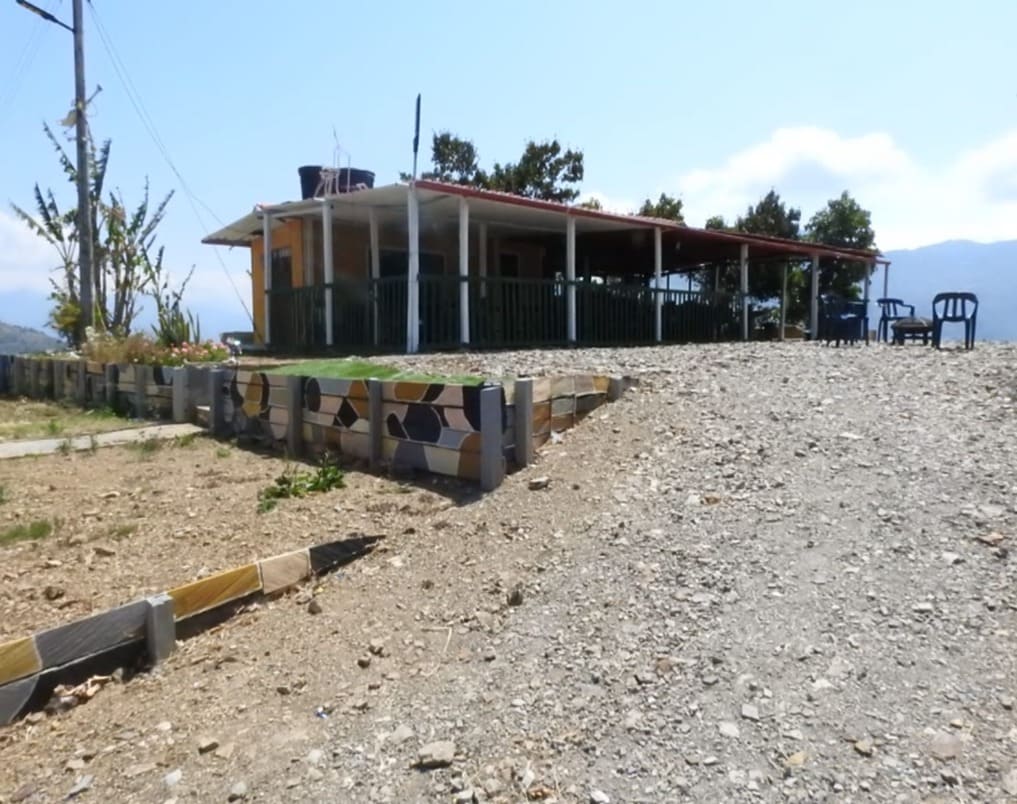 Cabaña rural en los Andes